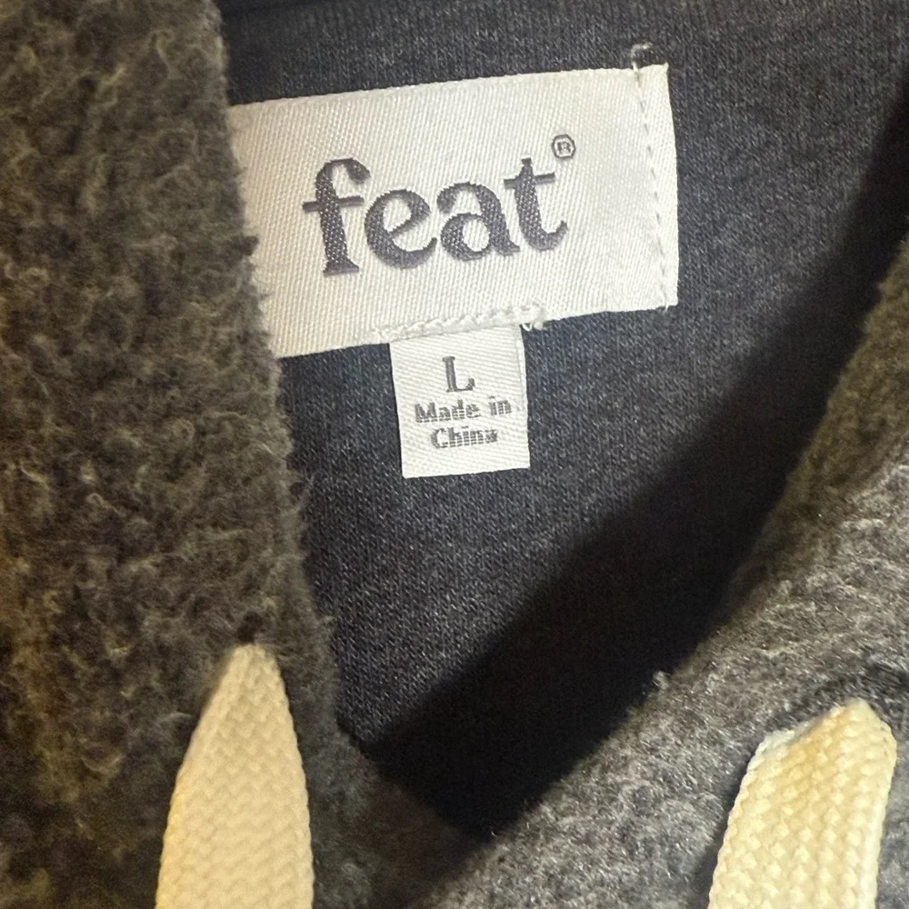 Feat Blanket Blend Hoodie‎ Hazy Black Gray Sweatshirt unisex Large NWT Cozy